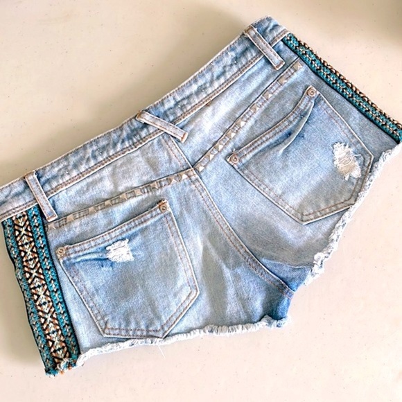 NWT Parisian Hotpants - Size 5 - Picture 3 of 7